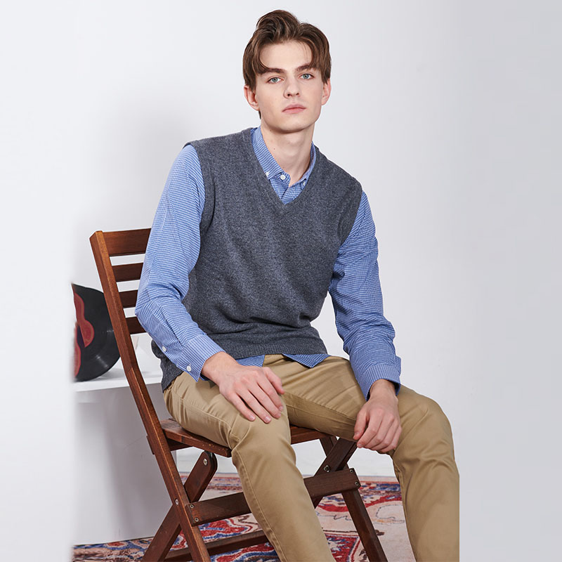 Maglione pullover a collo rotondo di cotone, maglione pullover a collo rotondo in cashmere, maglione pullover blu blu navy sono versatili e facili da abbinare: